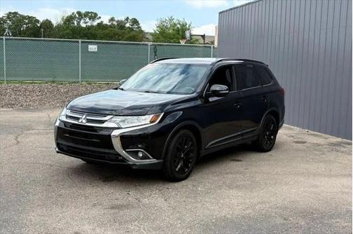 2018 Mitsubishi Outlander LE