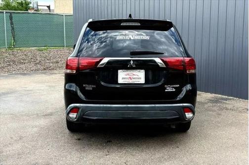 2018 Mitsubishi Outlander LE