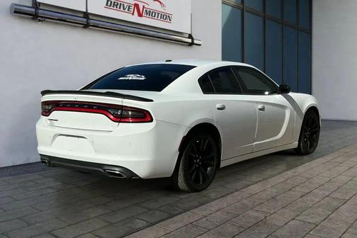 2018 Dodge Charger SXT