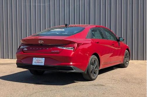 2022 Hyundai ELANTRA HEV Blue