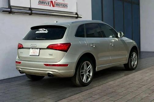 2015 Audi Q5 2.0T Premium Plus