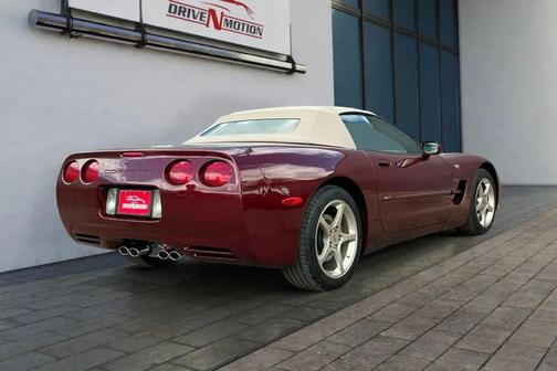 2003 Chevrolet Corvette Base