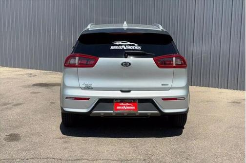 2017 Kia Niro LX