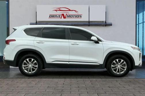 Quartz White 2019 Hyundai SANTA FE SE 2.4