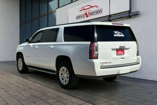 2019 GMC Yukon XL SLT