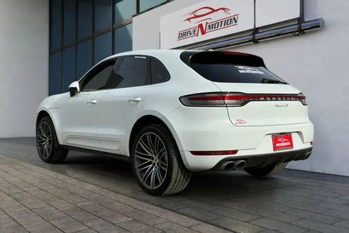 2019 Porsche Macan S