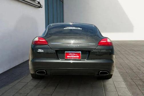 Luxor Beige Metallic 2012 Porsche Panamera 4