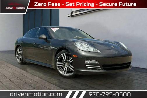 Luxor Beige Metallic 2012 Porsche Panamera 4