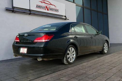 2007 Toyota Avalon XLS