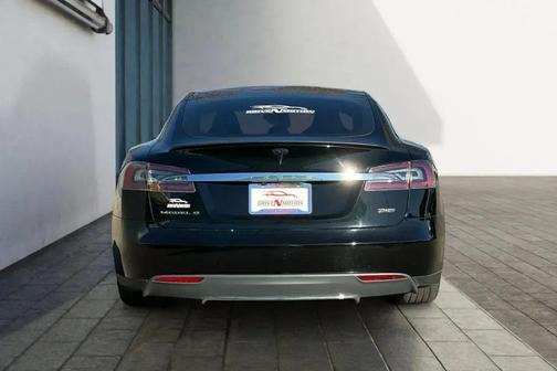 2013 Tesla Model S Performance