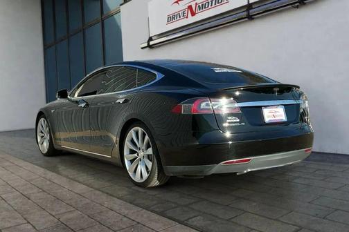 2013 Tesla Model S Performance