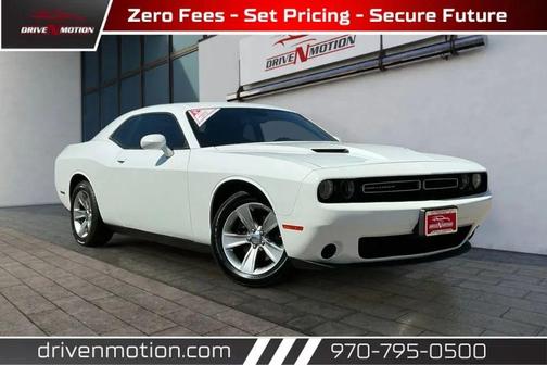 White Knuckle Clearcoat 2020 Dodge Challenger SXT