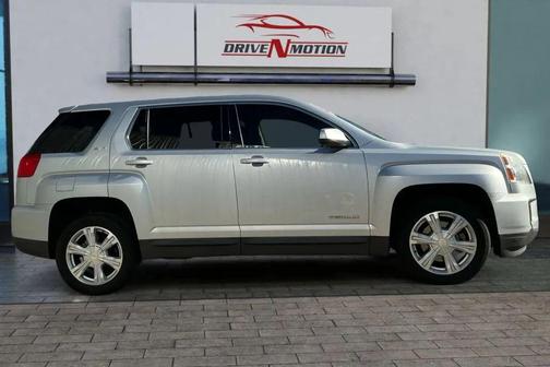 2017 GMC Terrain SLE-1