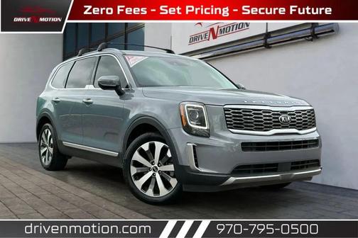 Everlasting Silver 2021 Kia Telluride S