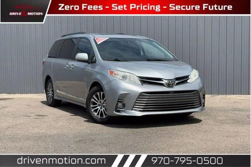 2018 Toyota Sienna XLE