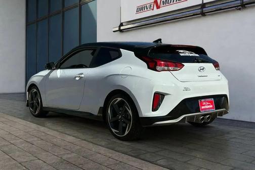 2021 Hyundai Veloster Base