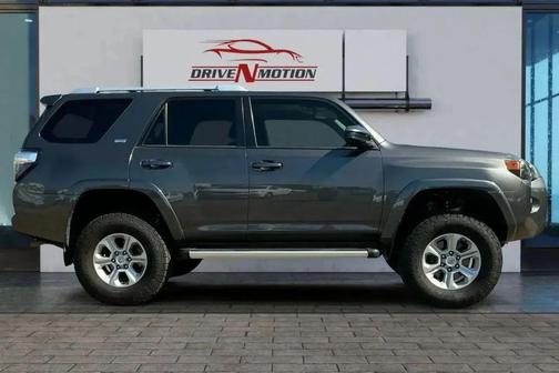 2016 Toyota 4Runner SR5