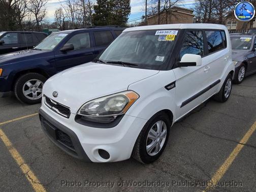 2013 Kia Soul Base
