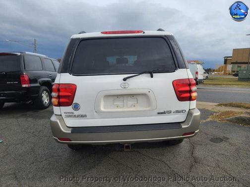 2003 Toyota Sequoia SR5