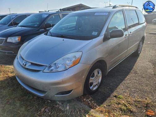 2008 Toyota Sienna LE