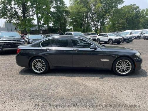 2014 BMW 750 i xDrive