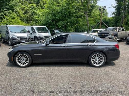 2014 BMW 750 i xDrive