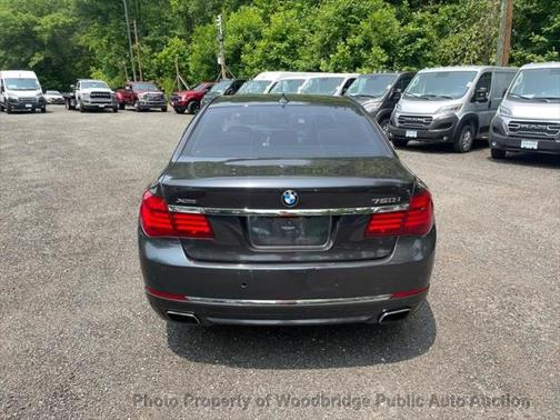 2014 BMW 750 i xDrive