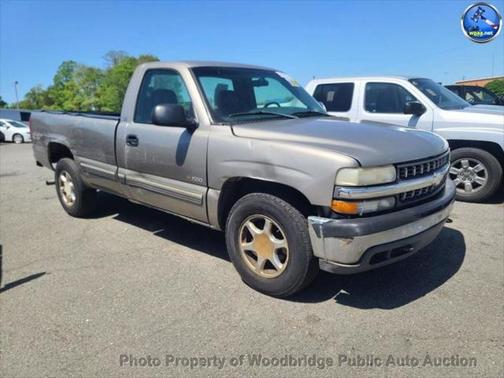 2000 Chevrolet Silverado 1500 Base