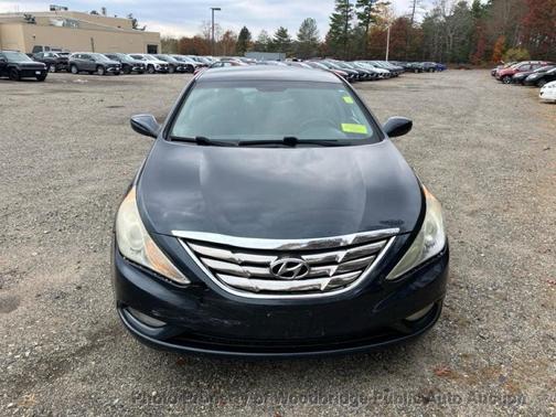 2012 Hyundai SONATA SE