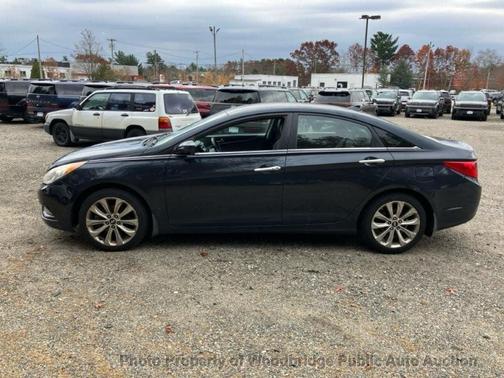 2012 Hyundai SONATA SE