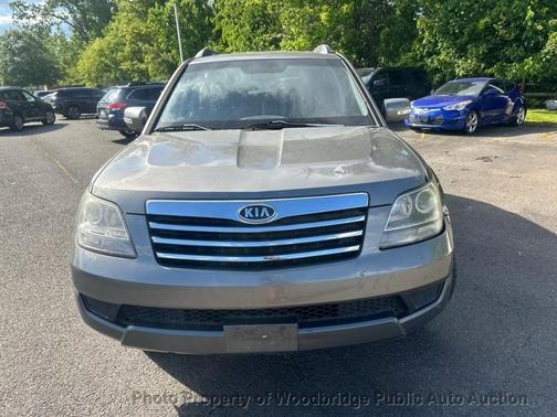 Titanium 2009 Kia Borrego LX V6