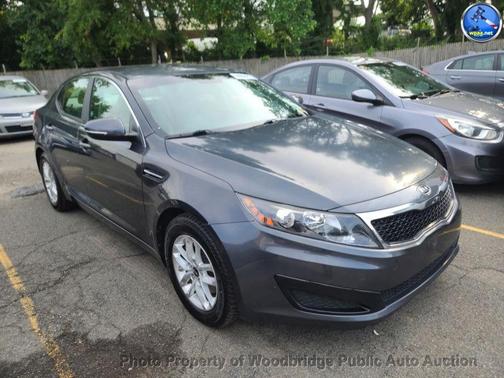 Platinum Graphite 2011 Kia Optima LX