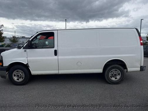 2017 GMC Savana 2500 Work Van