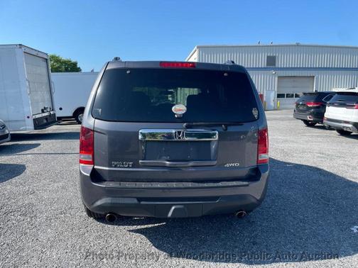 Gray 2015 Honda Pilot EX-L