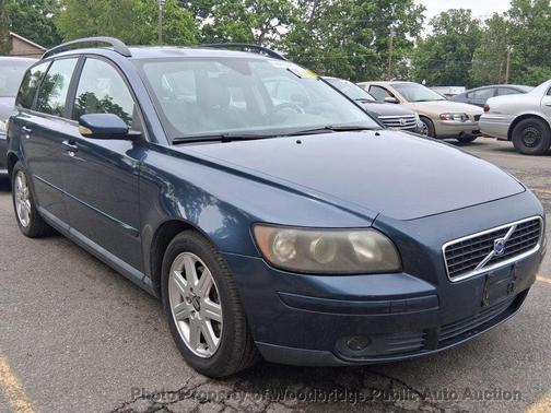 Barents Blue Metallic 2005 Volvo V50 T5