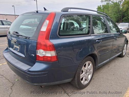 Barents Blue Metallic 2005 Volvo V50 T5