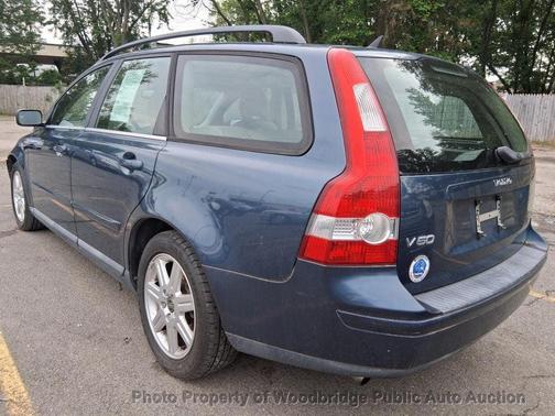 Barents Blue Metallic 2005 Volvo V50 T5