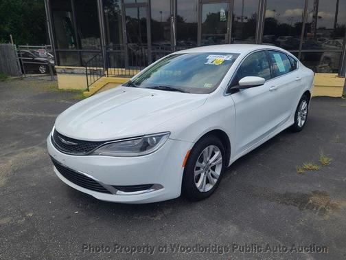 2015 Chrysler 200 Limited
