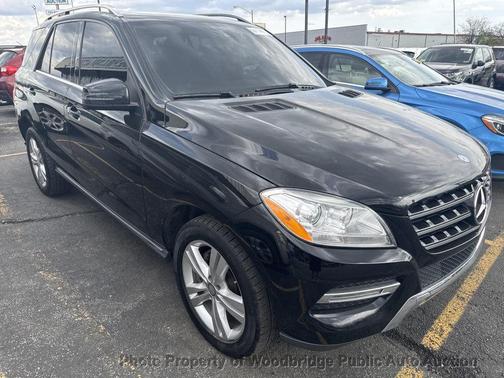 Black 2015 Mercedes-Benz M-Class 4MATIC