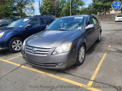 2005 Toyota Avalon Limited