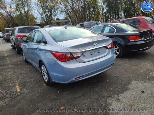 2011 Hyundai SONATA GLS