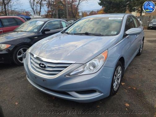 2011 Hyundai SONATA GLS