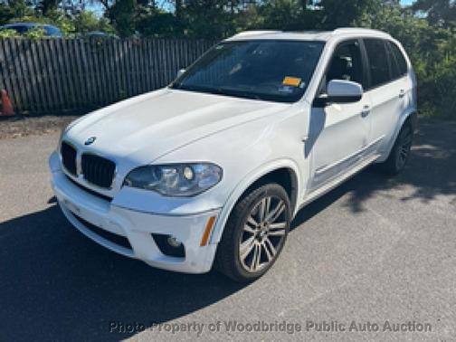 Alpine White 2013 BMW X5 xDrive35i