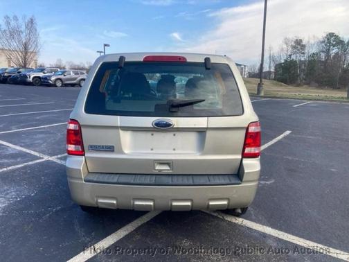2010 Ford Escape XLS