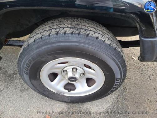 2000 Jeep Cherokee Sport 4WD