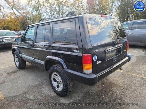 2000 Jeep Cherokee Sport 4WD