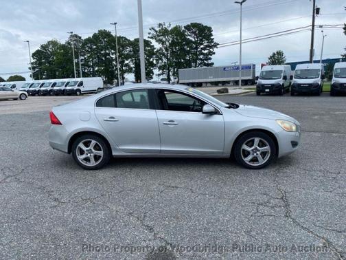 Silver Metallic 2012 Volvo S60 T5
