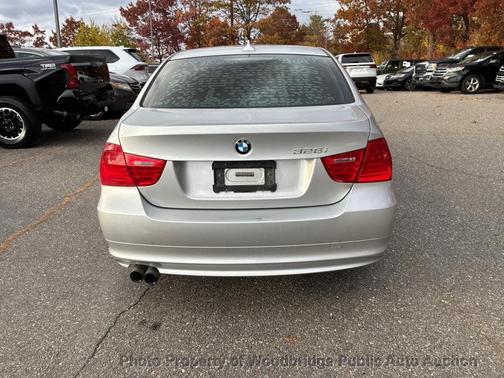 2011 BMW 328 328i