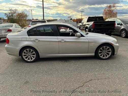 2011 BMW 328 328i