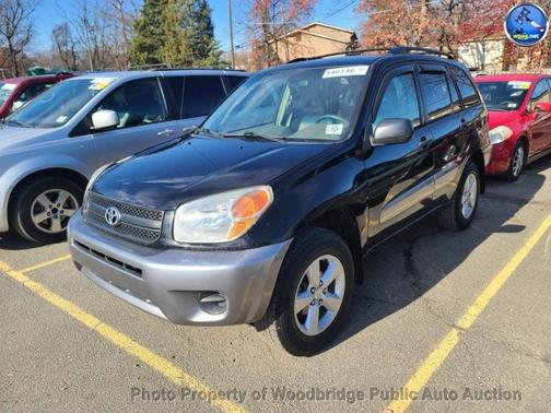 2005 Toyota RAV4 Base